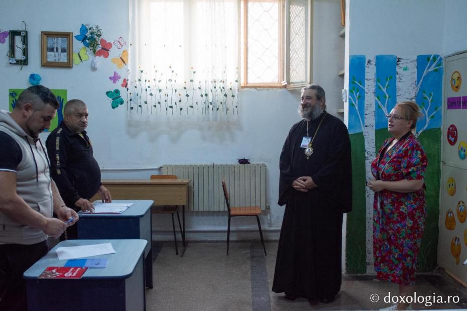 PS Nichifor Botoșăneanul a vizitat și Școala Profesională nr. 41 care se află în incita penitenciarului din Iași / Foto: Mihail Vrăjitoru