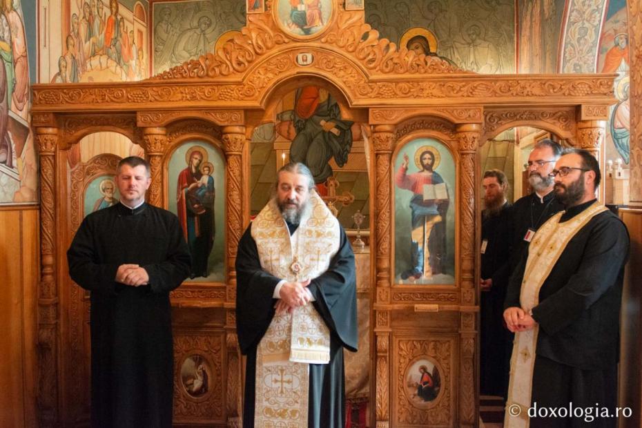 PS Nichifor Botoșăneanul, rostind cuvânt de învățătură în capela „Sfinții Apostoli Petru și Pavel” penitenciarului / Foto: Mihail Vrăjitoru