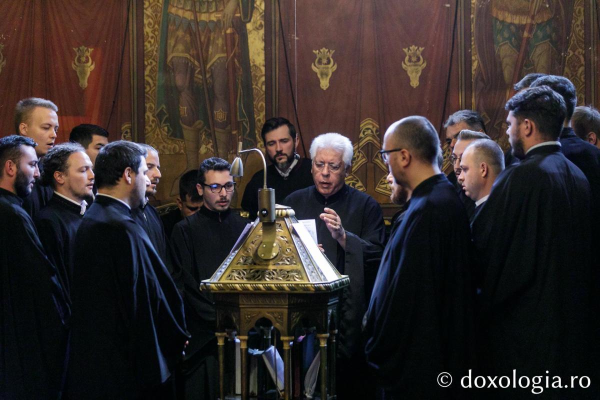 Liturghie Arhierească în debutul celei de-a șasea ediții a Festivalului de Muzică Bizantină de la Iași / Foto: pr. Silviu Cluci