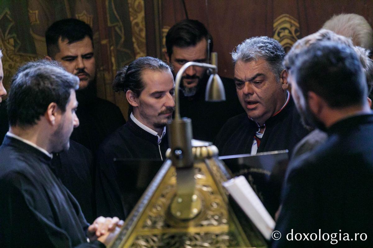 Liturghie Arhierească în debutul celei de-a șasea ediții a Festivalului de Muzică Bizantină de la Iași / Foto: pr. Silviu Cluci